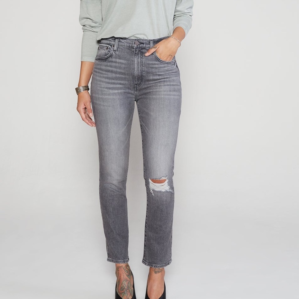 ETICA women’s Mid Rise Desert Willow Skinny Jeans